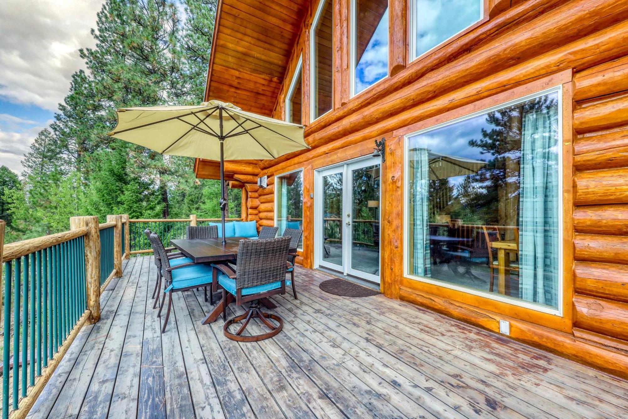 Cascade Lakeview Log Cabin Exterior photo
