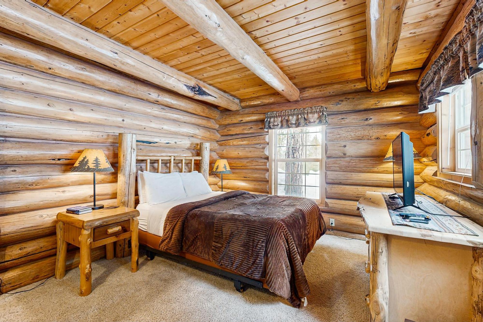 Cascade Lakeview Log Cabin Exterior photo