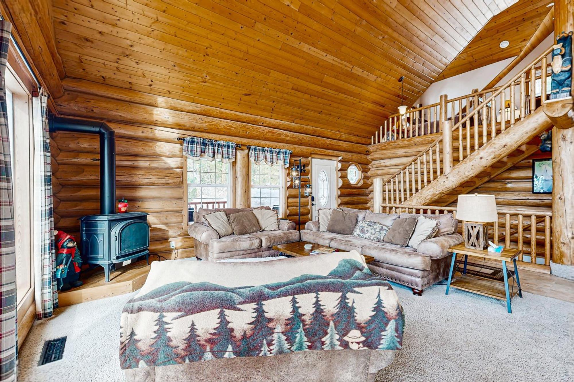 Cascade Lakeview Log Cabin Exterior photo